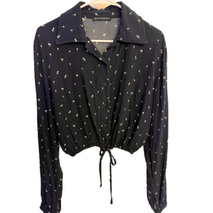 Brandy Melville Navy Blue Floral Crop Top